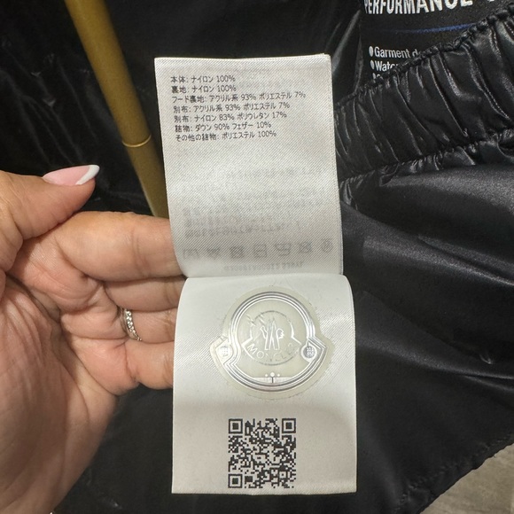 LIKE NEW MONCLER GRENOBLE BERNIN JACKET SIZE 1 - Picture 6 of 7